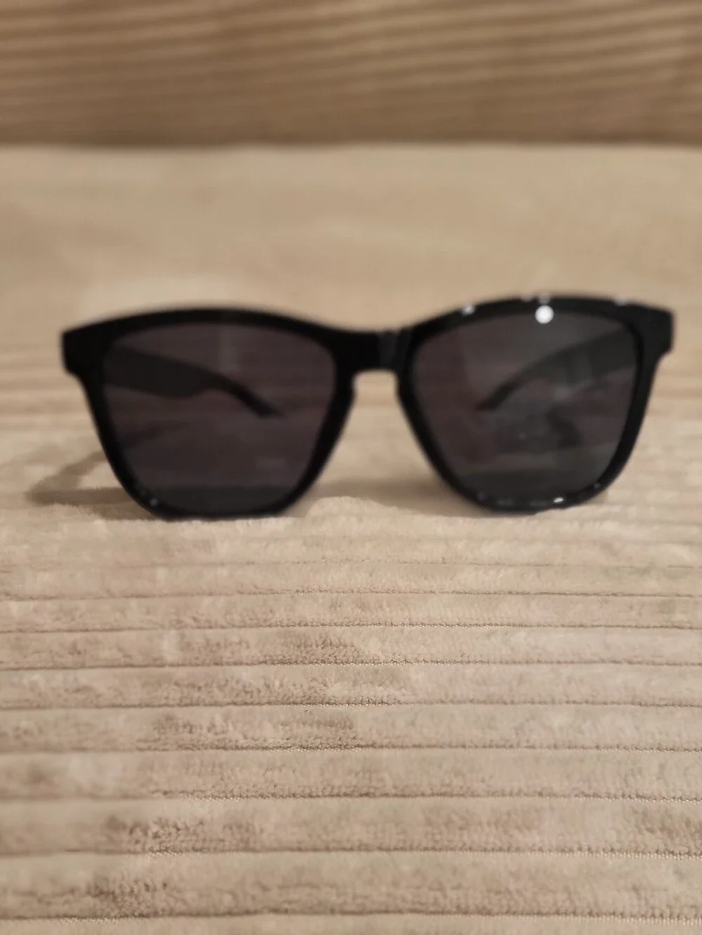 Black Sunglasses - Classic Square Frame